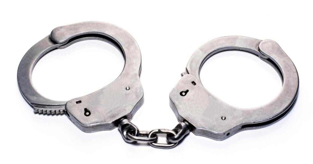 Fort Myers man accused of assaulting two woman | Lee County