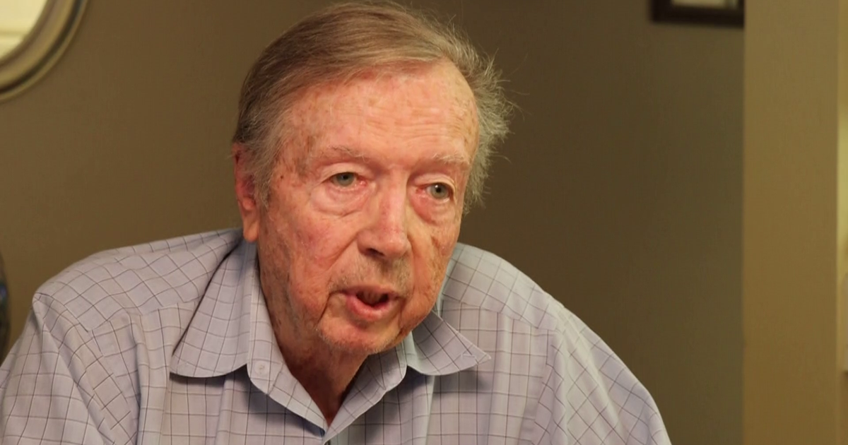 85-year-old Navy veteran delivers food in Lee County to pay bills | Lee County