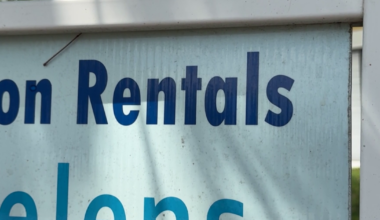 Cape Coral short-term rental fees jump to $350, owners question fairness | Lee County