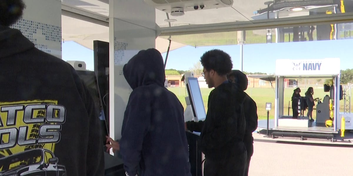 Navy Strike Group Mobile introduces career options at Northside High School in Jacksonville