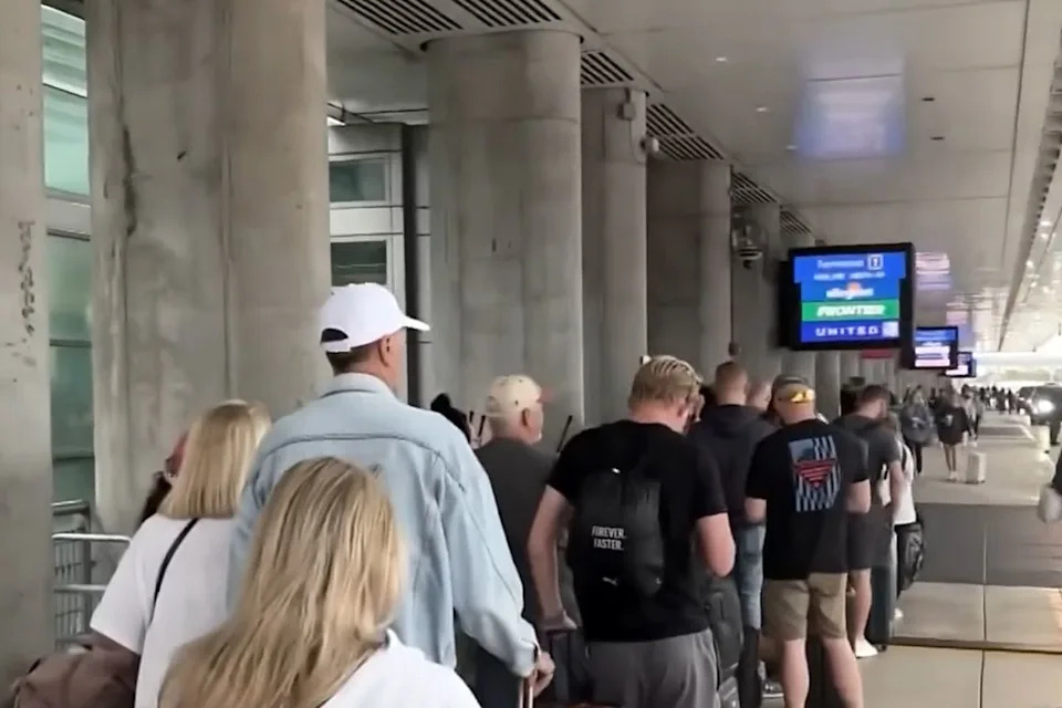 Long lines at Fort Lauderdale–Hollywood International AirportCredit: NBC 6 South Florida/YouTube