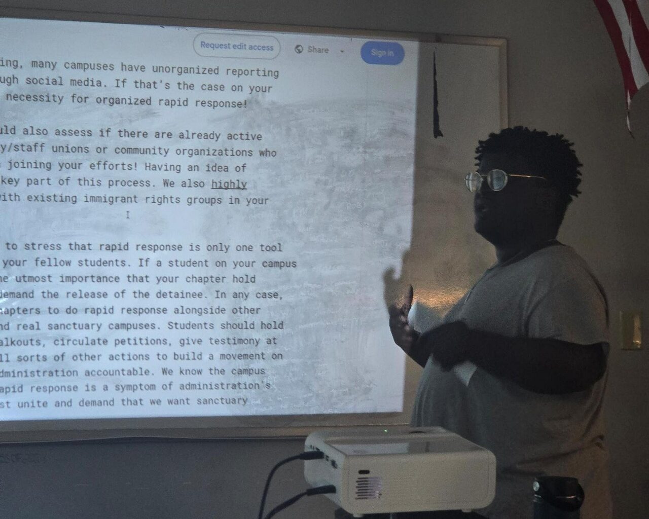 Jacksonville SDS holds rapid response to ICE training — Fight Back! News