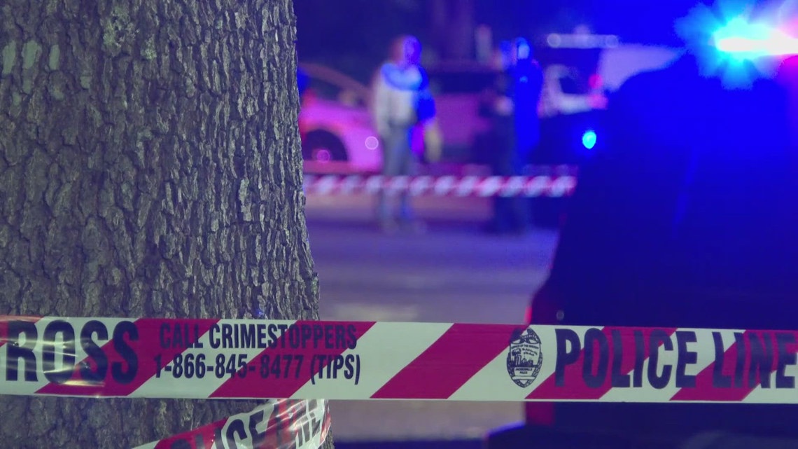 Shooting at Jacksonville apartment complex leaves man dead, another injured: JSO