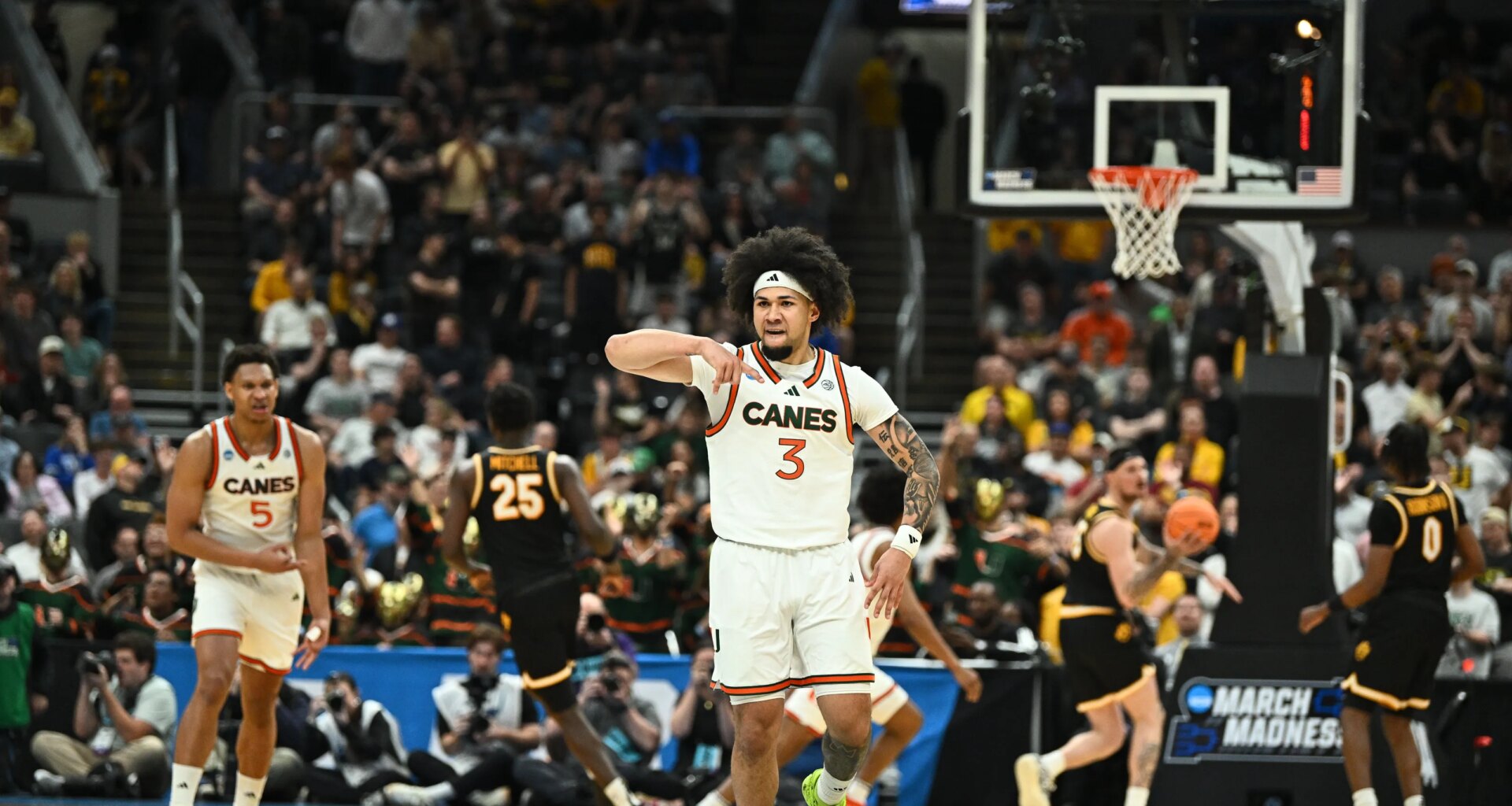 Tre Donaldson shines for Miami in first round NCAA Tournament win