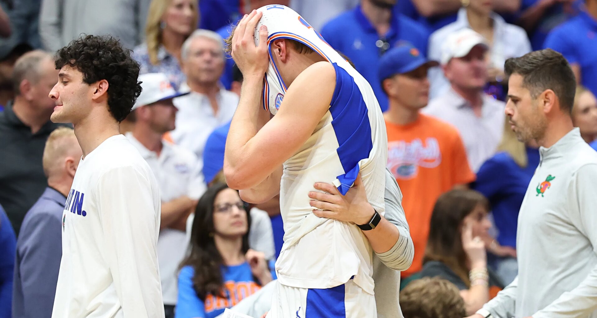 Fans react to Florida's loss vs Iowa in NCAA Tournament