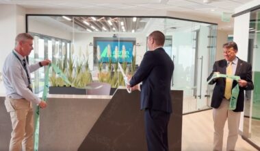 Acron Aviation - Pilot Training AFM.aero