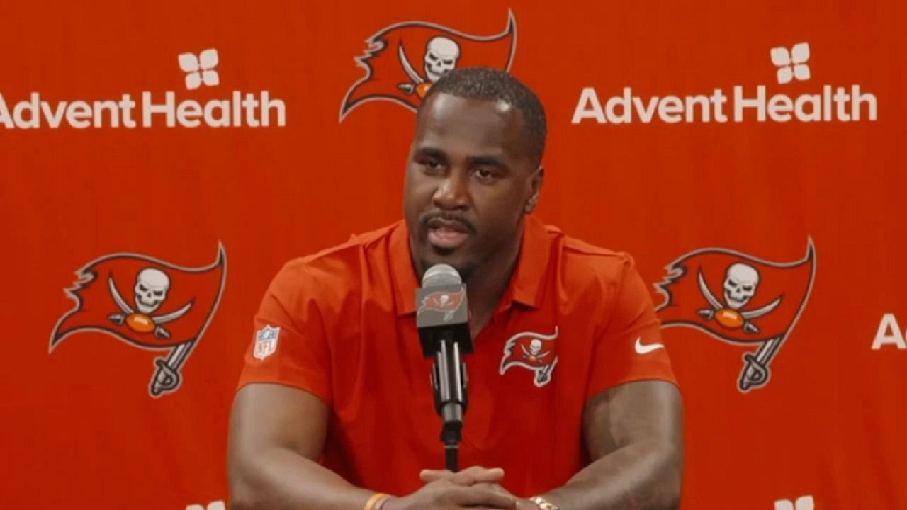 Lavonte David, who spent the past 14 seasons with the Tampa Bay Buccaneers and was a member of the team's 2020 Super Bowl championship team, retired on Tuesday. (Spectrum News)