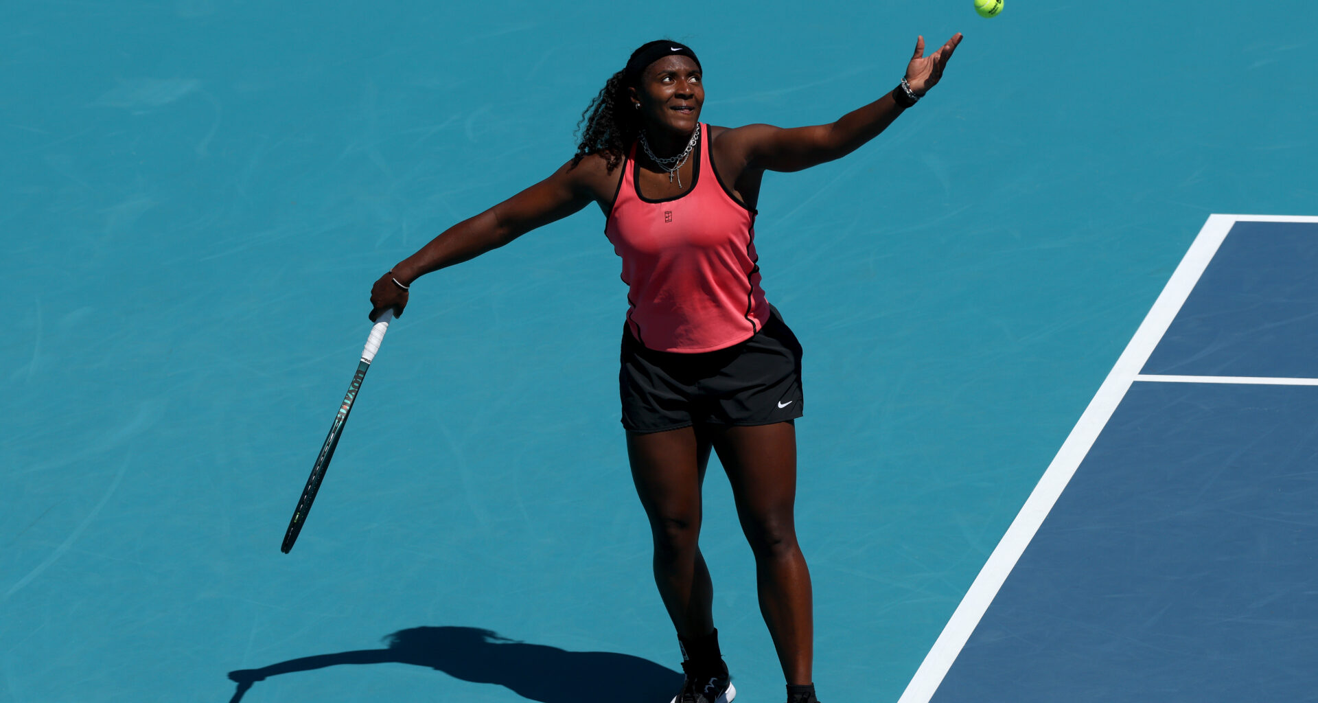 Baptiste defeats Ostapenko in Miami to reach first WTA 1000 quarterfinal