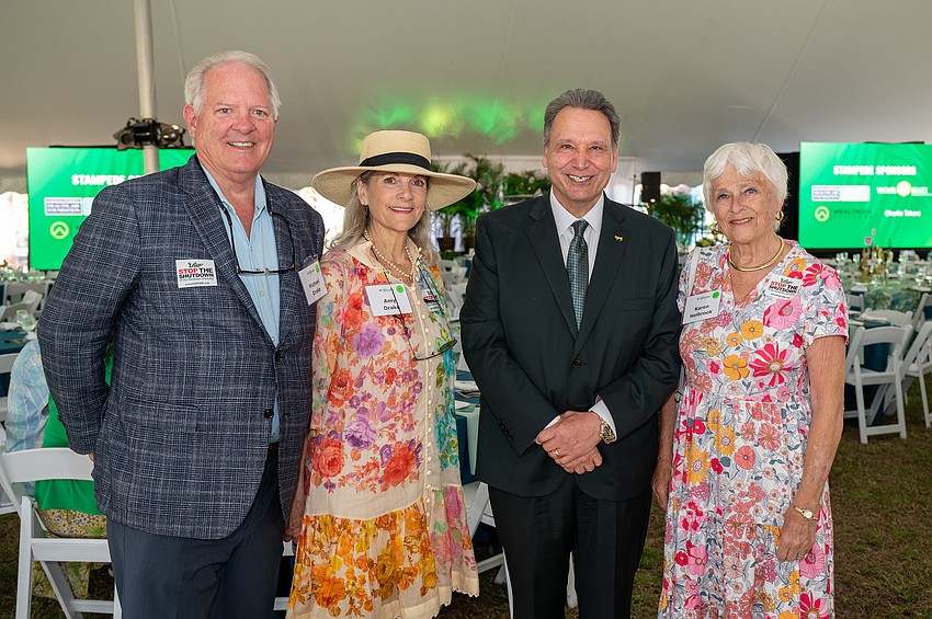 Michael and Amy Drake with USF President Moez Limayem and Karen Holbrook Michael and Amy Drake with USF President Moez Limayem and Karen Holbrook