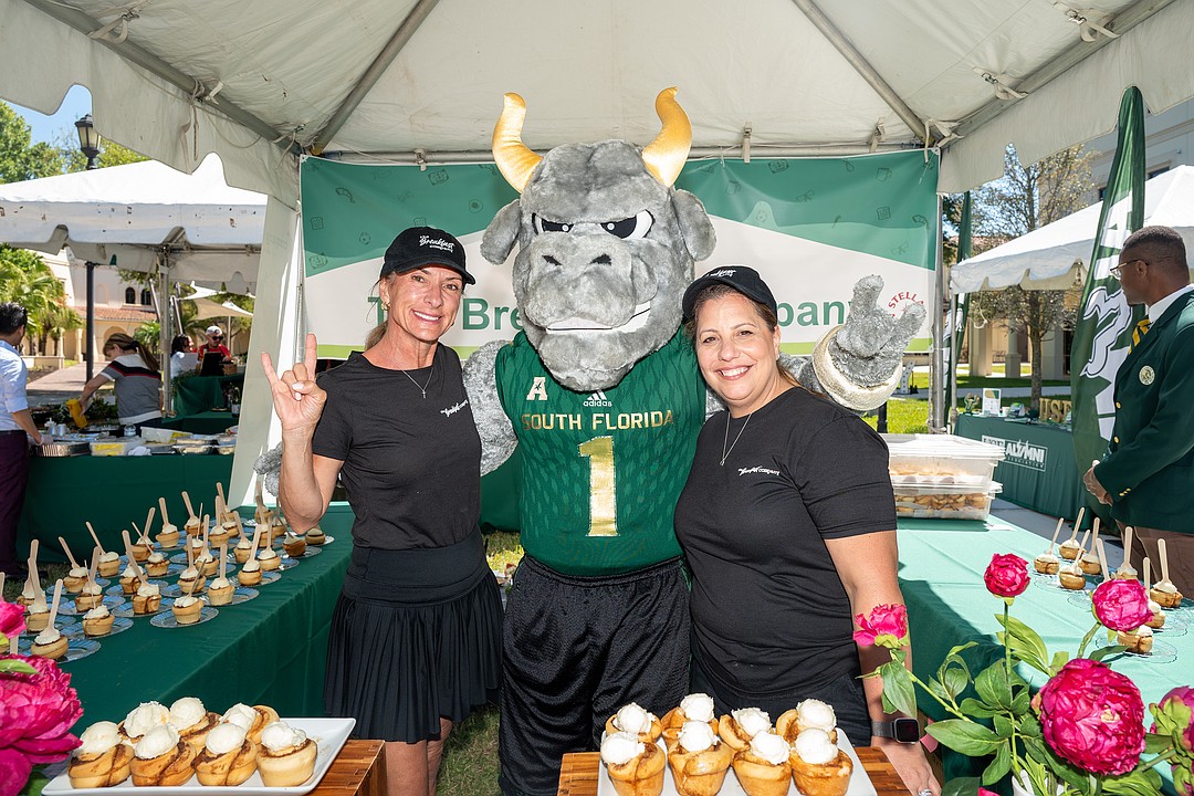 USF enjoys picture-perfect day for Brunch on the Bay