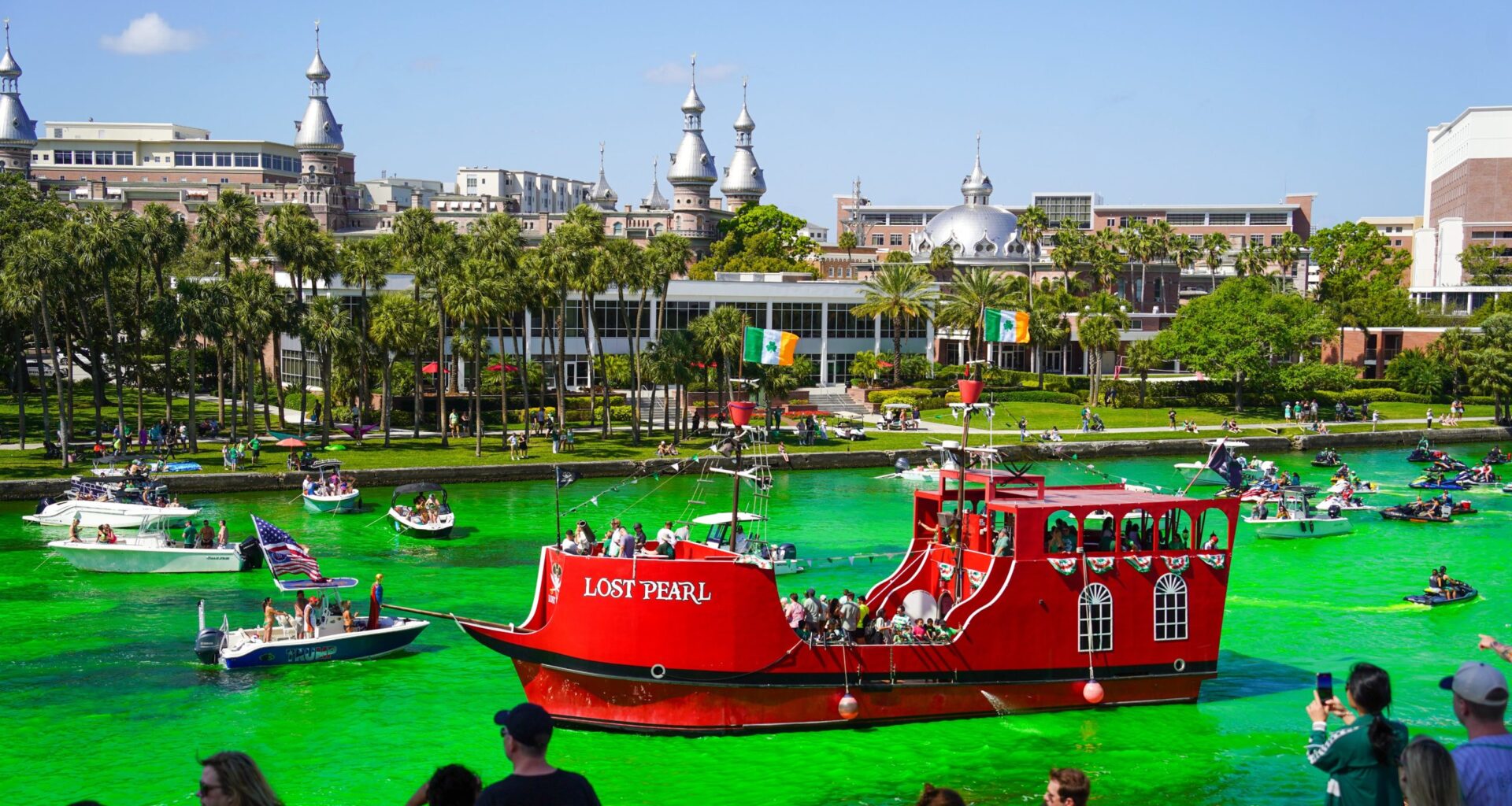 Tampa will once again dye the Hillsborough River green, despite concerns from environmentalists