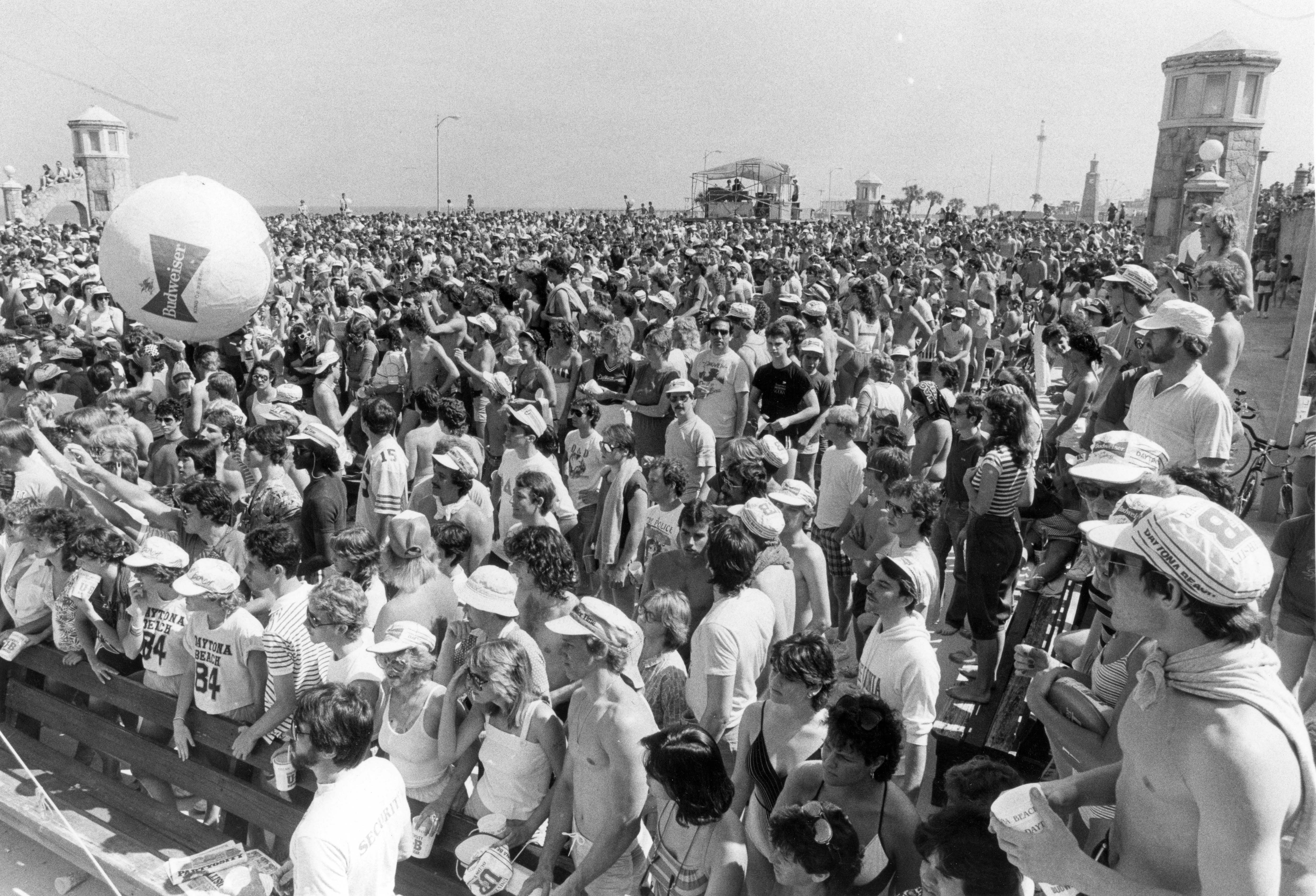 A concert at a Daytona Beach bandshell attracts a large...