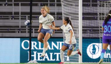 Reign win weather-delayed opener over Orlando, 2-1