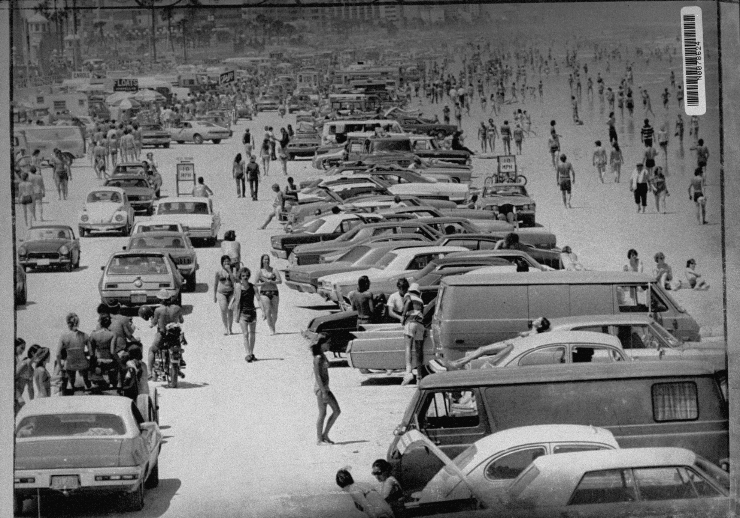 Crowded beach at spring break at Daytona Beach. Undated photo