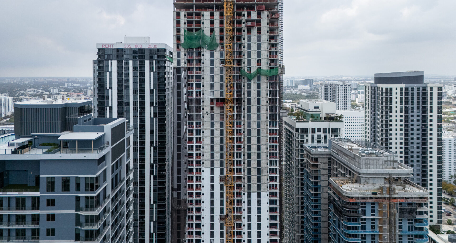 Melo Group's Downtown 6 Tops Out at 46 NE 6th Street in Downtown Miami