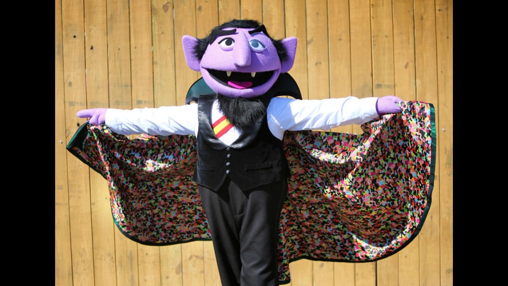 Sesame Street sues SeaWorld parent, wants to end contract