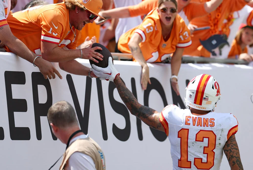 Who Is Really To Blame For Mike Evans Leaving Tampa Bay? 2 Legendary Bucs Wr Mike Evans