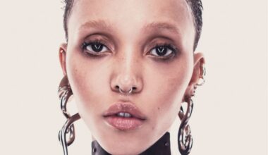 Photo of British singer FKA Twigs