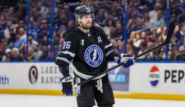 Nikita Kucherov continues to impress, leads Tampa Bay Lightning and NHL scoring race