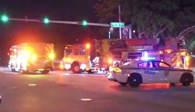 1 dead, 2 injured after vehicle crashes into tree in Miami-Dade – NBC 6 South Florida