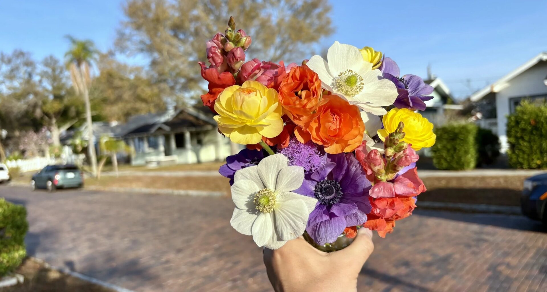 Padme Flower Farm brings U-pick flowers to the Warehouse Arts District