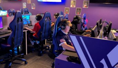 Students and coaches are practicing at Valhallen Esports Training in Altamonte Springs. (Sarah Winkelmann/Spectrum News)