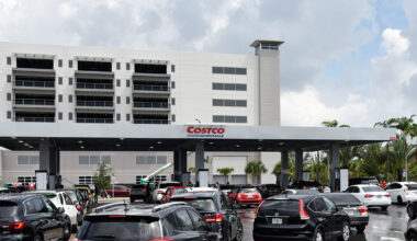 Woman arrested after argument at Miami Costco gas pumps ends in attack, cops say – NBC 6 South Florida