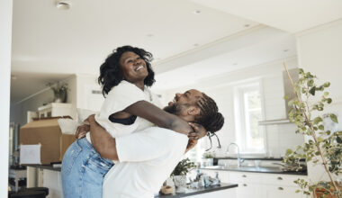 Owner-Renter Income Gap Smaller in Florida