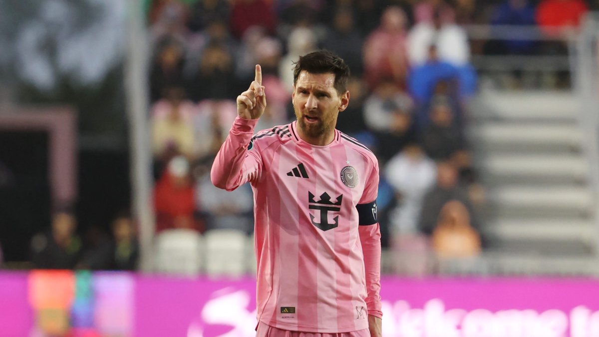 Inter Miami star Lionel Messi scores milestone 900th goal – NBC 6 South Florida
