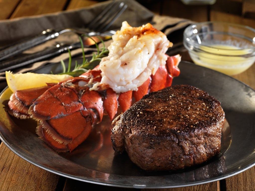 The Landon Brings Gourmet Seafood & Steaks to South Tampa's Dining Scene
