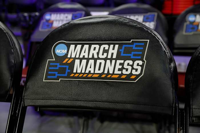 Johnson and Williams pace LSU past Jacksonville 116-58 in opening round of March Madness