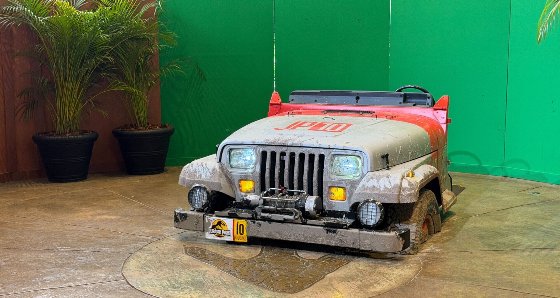 Jurassic Park T-Rex Chase Photo-Op Experience at Islands of Adventure