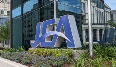 Jacksonville City Council committee seeking testimony from JEA staff, attorney