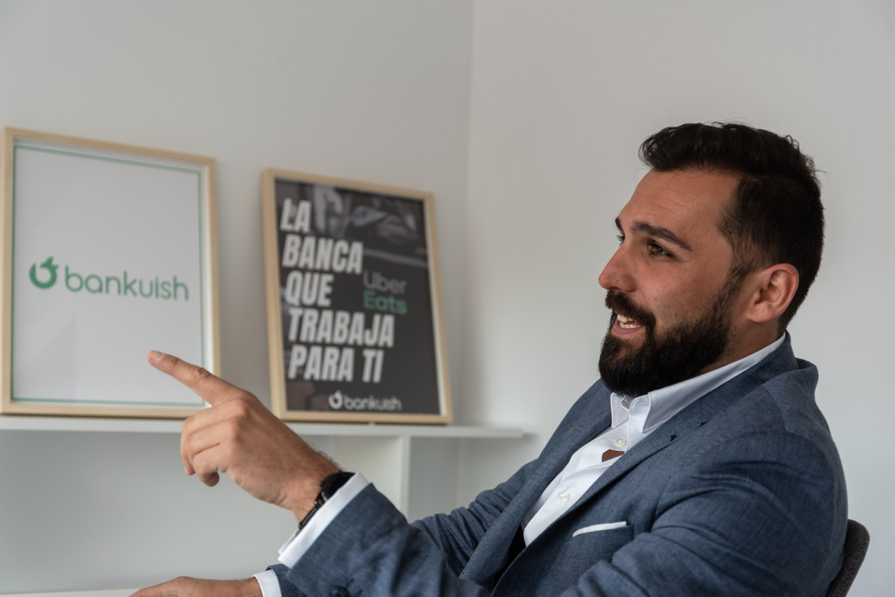 Freelancers have income. Bankuish wants them to have credit, too.