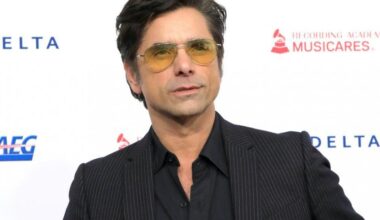 John Stamos set for Beach Boys concert