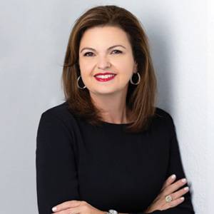 Calle Ocho News honors 8 women shaping the future of Miami 3 Lourdes Mola