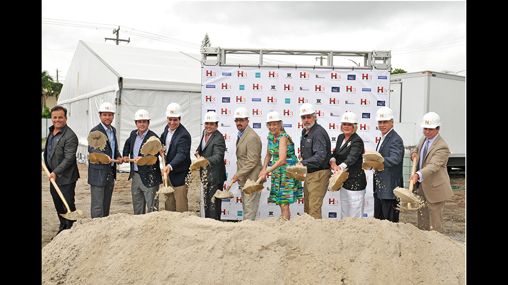 From Left to Right: Kobi Karp, Architect Lorris Boulanger, Builder...