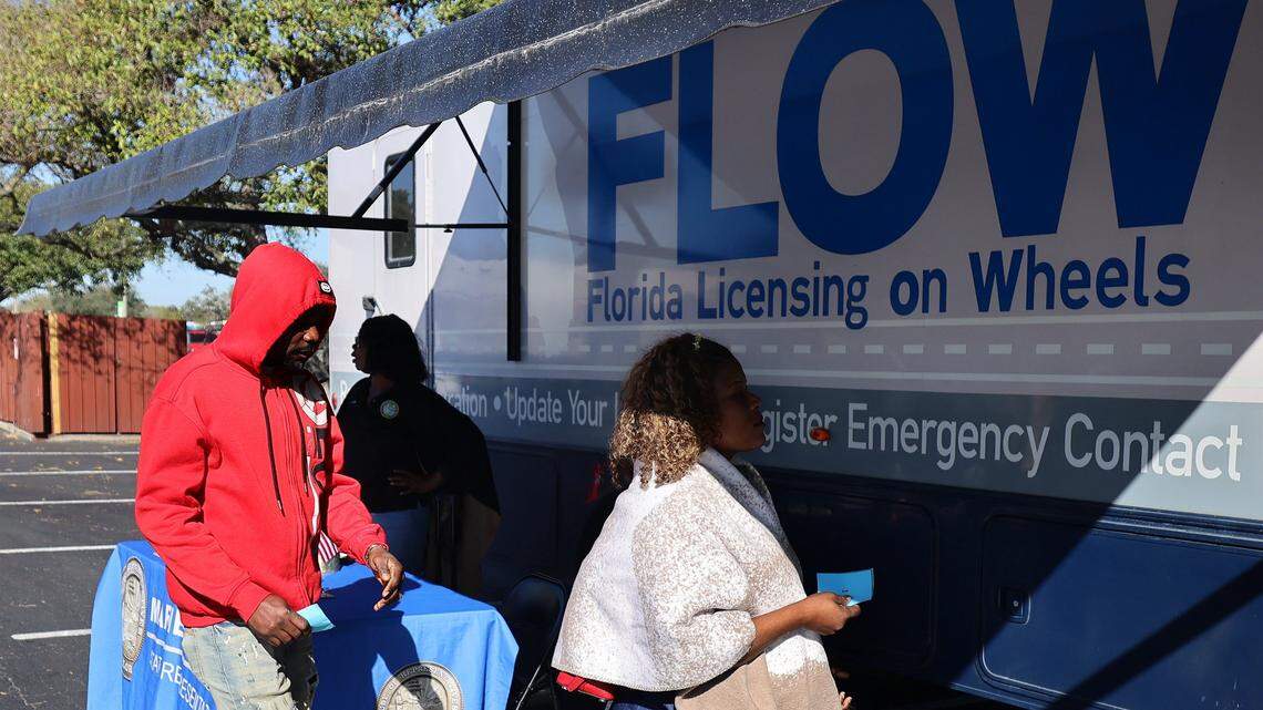 Haitian TPS holders rush to renew licenses before March 15