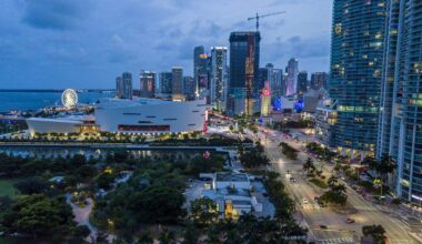 Ryan’s Rankings reviews several condo buildings along Biscayne Boulevard.