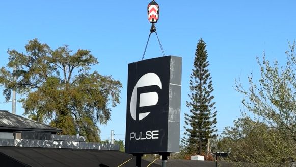 Crews have removed the Pulse nightclub sign