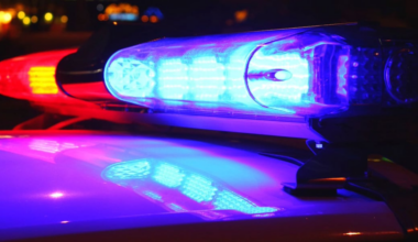 Police searching for suspects after burglary, vehicle pursuit in Jacksonville