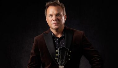 Broadway star Norbert Leo Butz sings Saturday in Largo