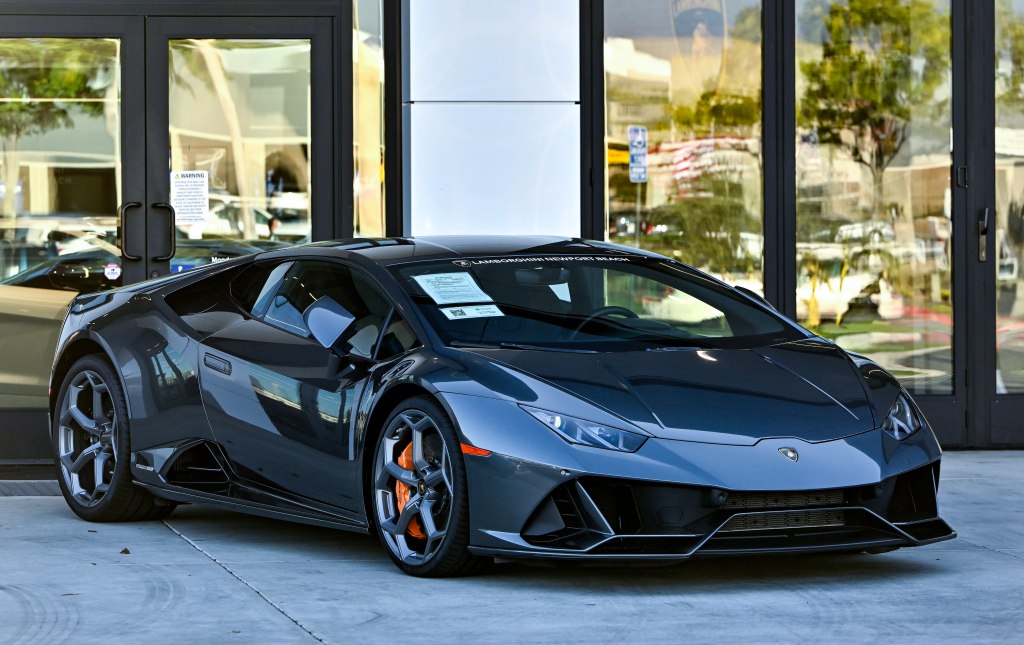 Here's a list of alleged Orlando crypto fraudster's bling