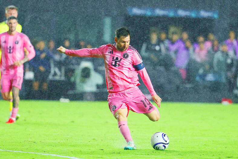 Messi scores 900th career goal, but Miami crash out of Champions Cup