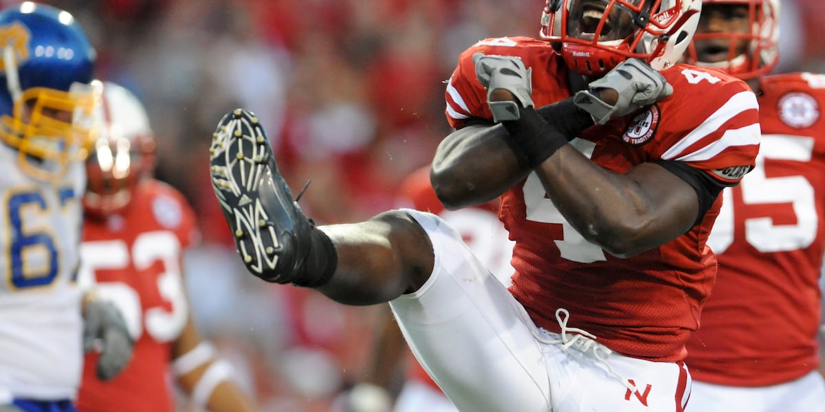 Buccaneers linebacker Lavonte David is retiring after 14 seasons with Tampa Bay