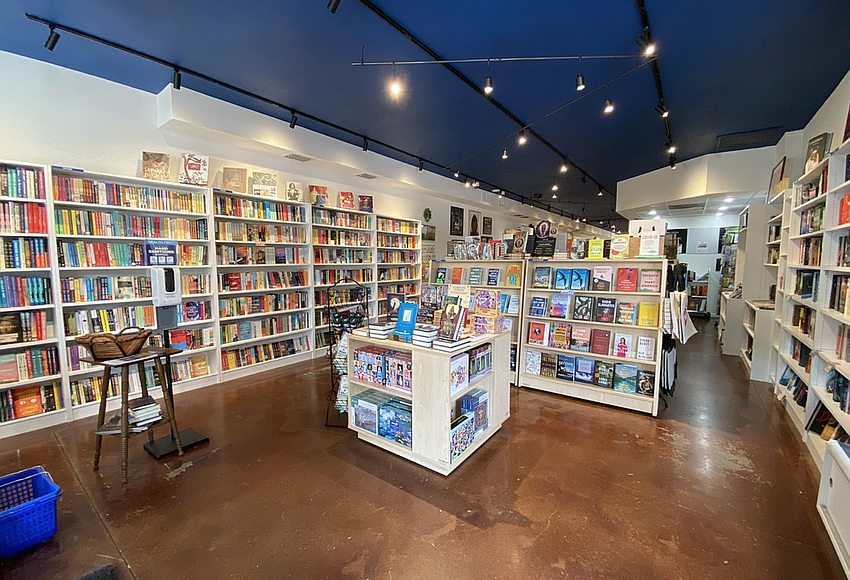 Writer’s Block Bookstore is closing its doors