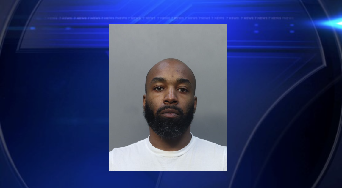 Man arrested after attempting to flee from police in Miami Beach - WSVN 7News | Miami News, Weather, Sports