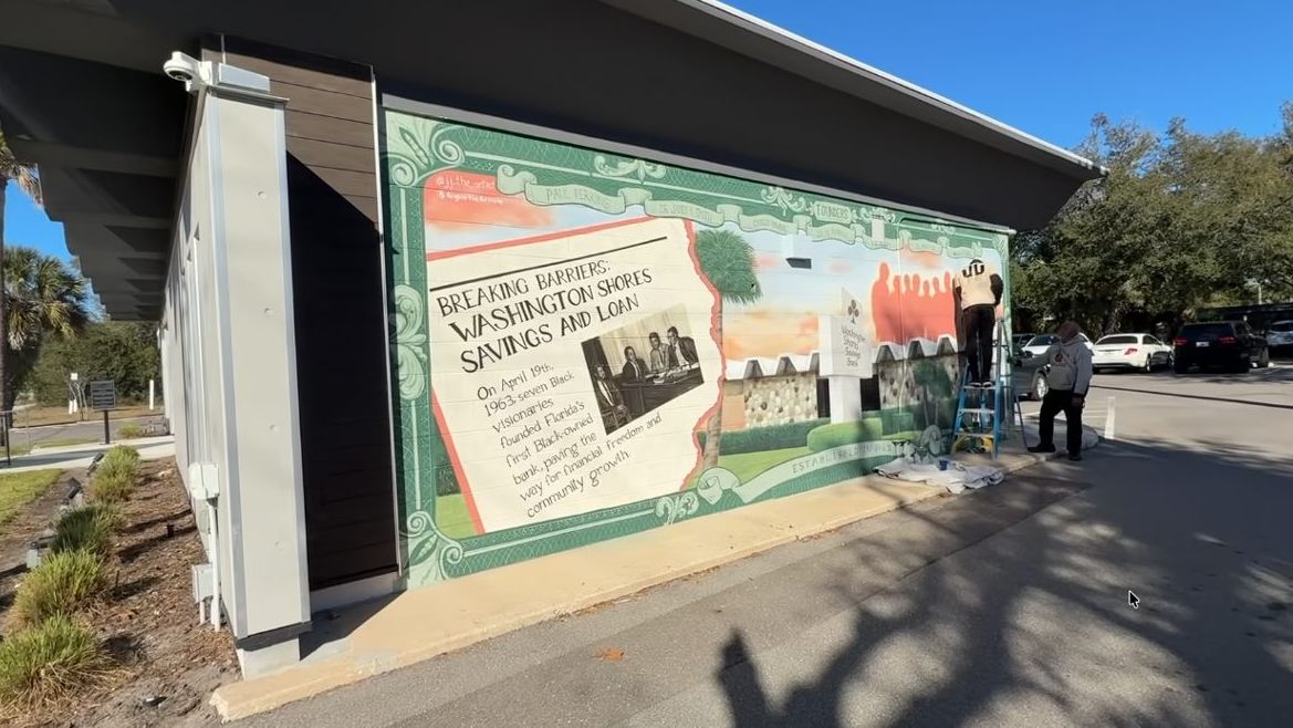 Mural project helps preserve Washington Shores history