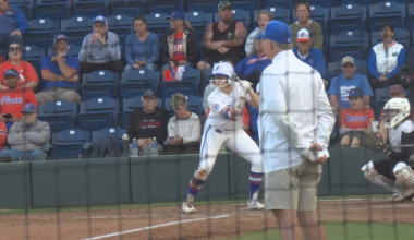 Erickson’s clutch hitting propels No. 3 Florida over Stetson, 3-2
