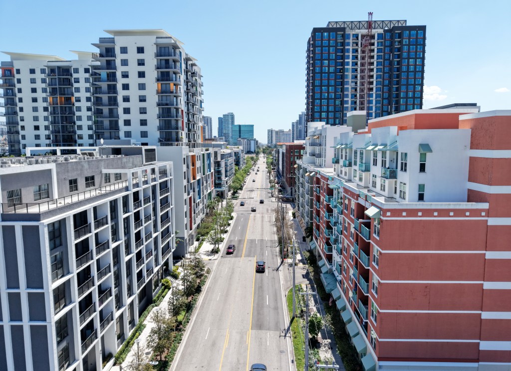 Should big sewage lift station go in new Fort Lauderdale park?